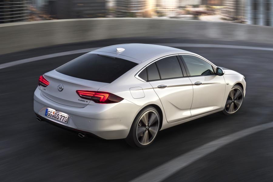  Opel Insignia Grand Sport Turbo 4x4 2017 года  (фото 25 из 41)